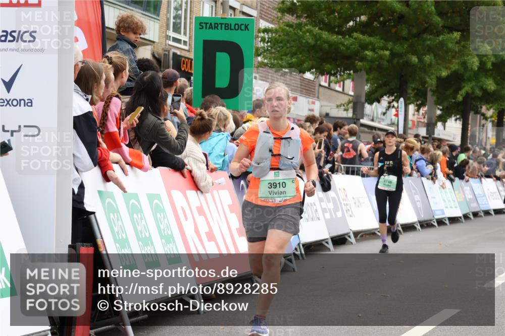 21.09.2025 - PSD Bank Halbmarathon Strokosch-Dieckow http://msf.ph/oto/8928285 21.09.2025 12:07:48 Ziel 2506, 2532, 2949, 3407, 3746, 3910 meine-sportfotos.de