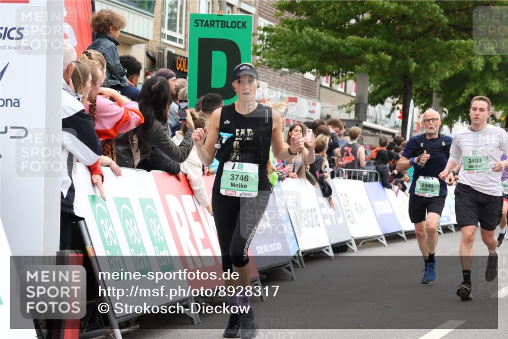 21.09.2025 - PSD Bank Halbmarathon Strokosch-Dieckow http://msf.ph/oto/8928317 21.09.2025 12:07:52 Ziel 2493, 2506, 2956, 3396, 3729, 3746, 3910, 3948, 3975 meine-sportfotos.de