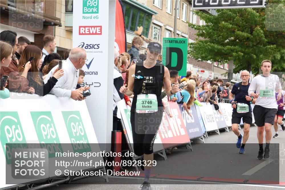 21.09.2025 - PSD Bank Halbmarathon Strokosch-Dieckow http://msf.ph/oto/8928329 21.09.2025 12:07:53 Ziel 2493, 2956, 3396, 3729, 3746, 3910, 3948, 3975 meine-sportfotos.de