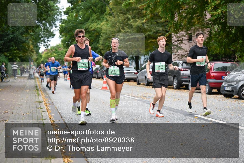21.09.2025 - PSD Bank Halbmarathon Dr. Thomas Lammeyer http://msf.ph/oto/8928338 21.09.2025 10:47:55 Laufen 2885, 2841, 2574, 4915 meine-sportfotos.de