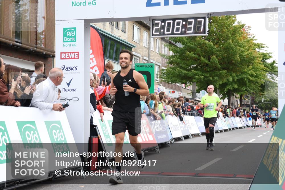 21.09.2025 - PSD Bank Halbmarathon Strokosch-Dieckow http://msf.ph/oto/8928417 21.09.2025 12:08:01 Ziel 2493, 2883, 2956, 3396, 3505, 3729, 3948, 3975 meine-sportfotos.de