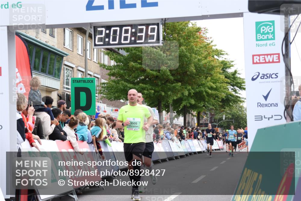 21.09.2025 - PSD Bank Halbmarathon Strokosch-Dieckow http://msf.ph/oto/8928427 21.09.2025 12:08:02 Ziel 2493, 2883, 2956, 3396, 3505, 3729, 3948, 3975 meine-sportfotos.de