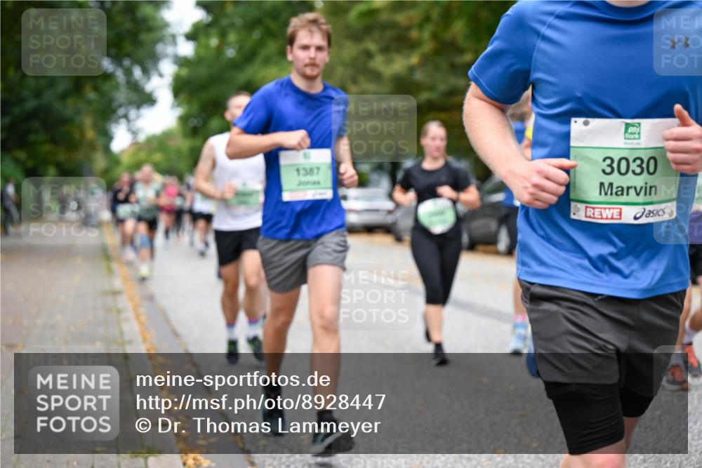21.09.2025 - PSD Bank Halbmarathon Dr. Thomas Lammeyer http://msf.ph/oto/8928447 21.09.2025 10:48:02 Laufen 1387, 3030 meine-sportfotos.de