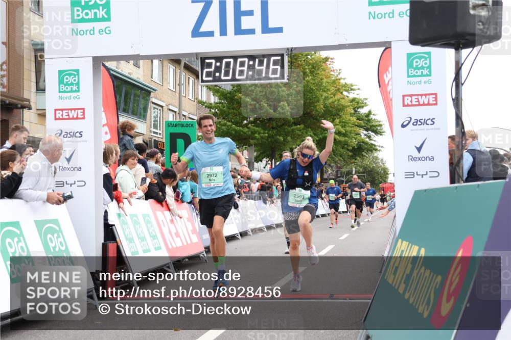 21.09.2025 - PSD Bank Halbmarathon Strokosch-Dieckow http://msf.ph/oto/8928456 21.09.2025 12:08:09 Ziel 2593, 2883, 2972, 3108, 3439, 3505 meine-sportfotos.de