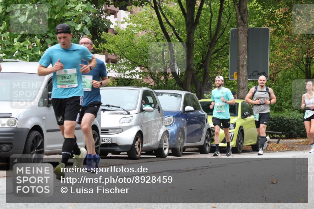21.09.2025 - PSD Bank Halbmarathon Luisa Fischer http://msf.ph/oto/8928459 21.09.2025 11:39:17 Laufen 2527, 086, 3418, 2934 meine-sportfotos.de