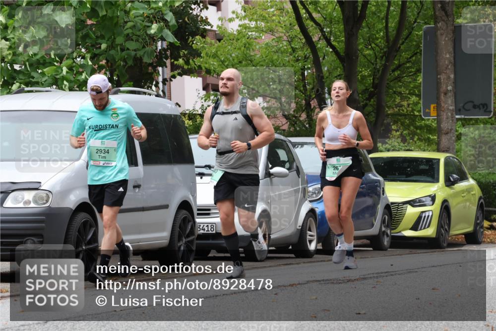 21.09.2025 - PSD Bank Halbmarathon Luisa Fischer http://msf.ph/oto/8928478 21.09.2025 11:39:20 Laufen 2934, 3418, 267 meine-sportfotos.de