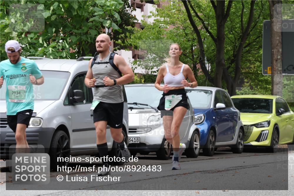 21.09.2025 - PSD Bank Halbmarathon Luisa Fischer http://msf.ph/oto/8928483 21.09.2025 11:39:21 Laufen 2934, 3418, 20 meine-sportfotos.de