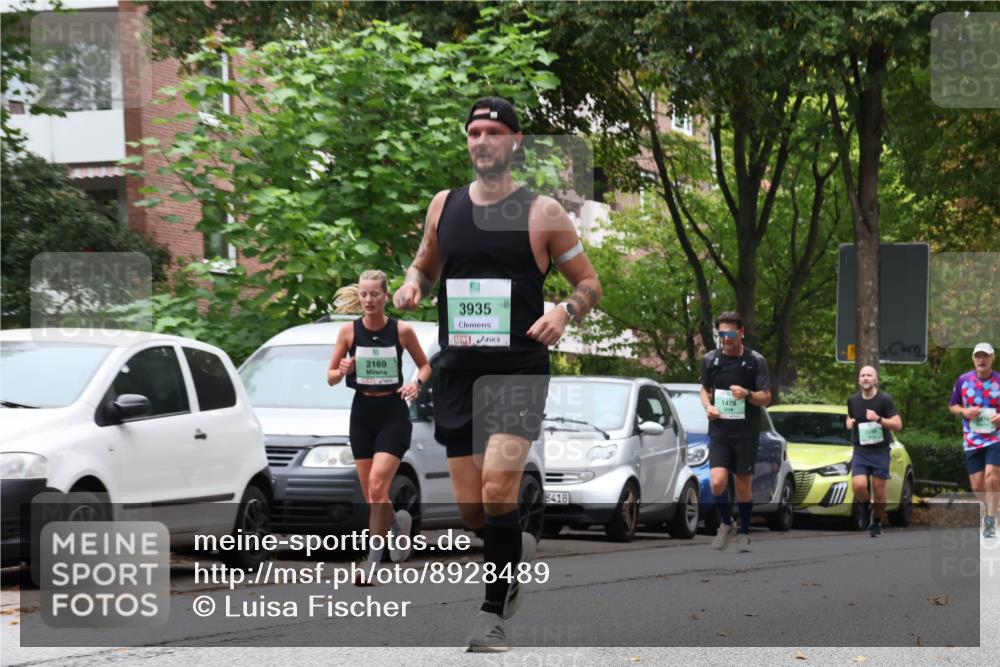 21.09.2025 - PSD Bank Halbmarathon Luisa Fischer http://msf.ph/oto/8928489 21.09.2025 11:40:08 Laufen 94, 2169, 3935, 8418, 1478 meine-sportfotos.de