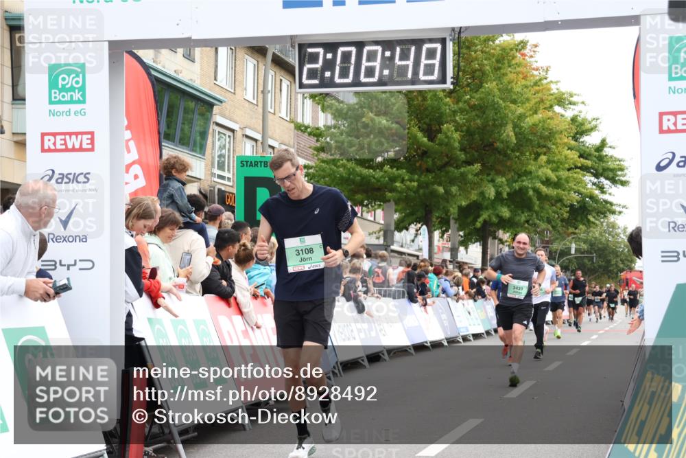 21.09.2025 - PSD Bank Halbmarathon Strokosch-Dieckow http://msf.ph/oto/8928492 21.09.2025 12:08:12 Ziel 1495, 2593, 2972, 3108, 3439 meine-sportfotos.de