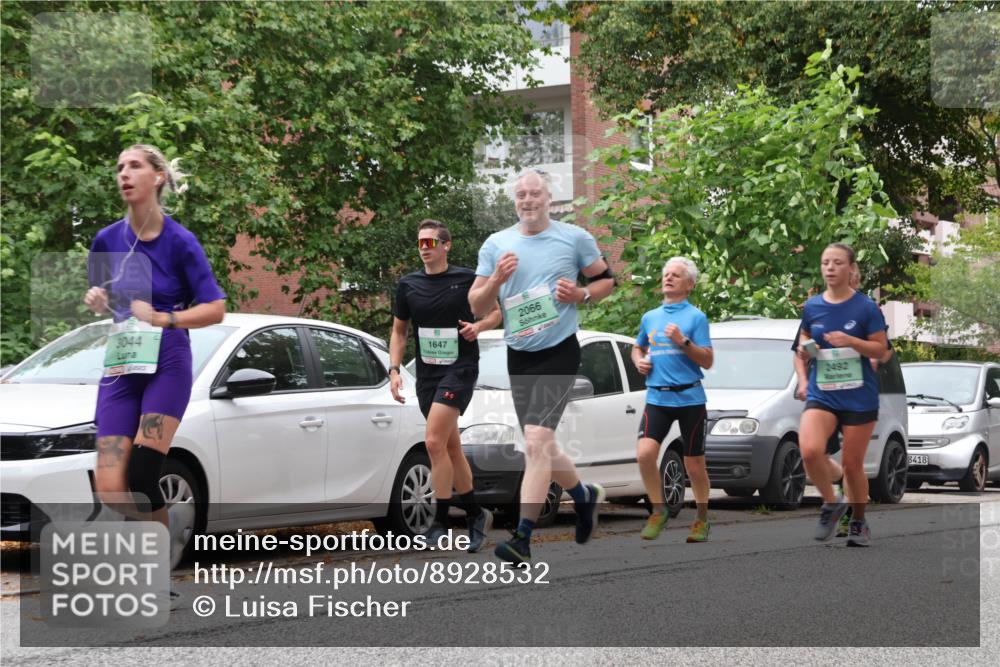 21.09.2025 - PSD Bank Halbmarathon Luisa Fischer http://msf.ph/oto/8928532 21.09.2025 11:41:11 Laufen 3044, 1647, 2066, 2492, 3418 meine-sportfotos.de