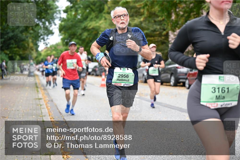 21.09.2025 - PSD Bank Halbmarathon Dr. Thomas Lammeyer http://msf.ph/oto/8928588 21.09.2025 10:48:11 Laufen 2956, 3161 meine-sportfotos.de