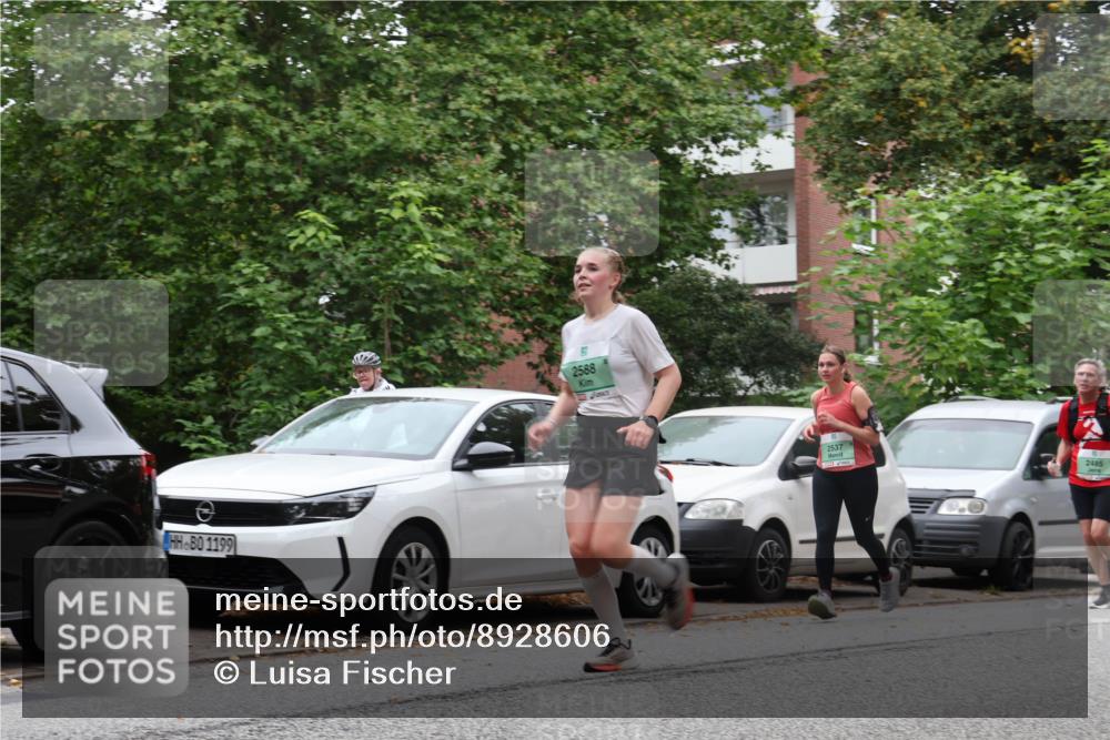 21.09.2025 - PSD Bank Halbmarathon Luisa Fischer http://msf.ph/oto/8928606 21.09.2025 11:41:36 Laufen 1199, 2588, 2537, 2485 meine-sportfotos.de