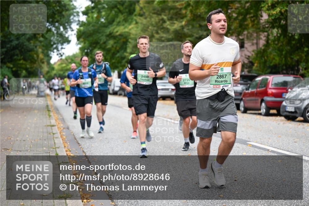 21.09.2025 - PSD Bank Halbmarathon Dr. Thomas Lammeyer http://msf.ph/oto/8928646 21.09.2025 10:48:15 Laufen 2498, 2720, 2867 meine-sportfotos.de