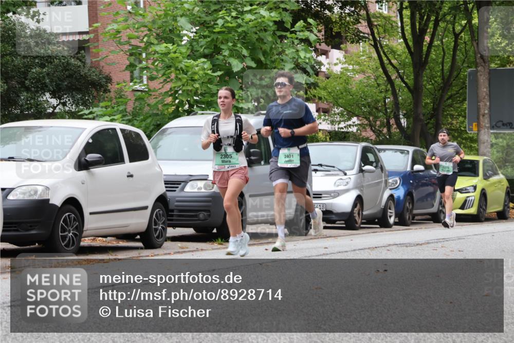 21.09.2025 - PSD Bank Halbmarathon Luisa Fischer http://msf.ph/oto/8928714 21.09.2025 11:42:17 Laufen 2305, 2401, 418, 2275 meine-sportfotos.de