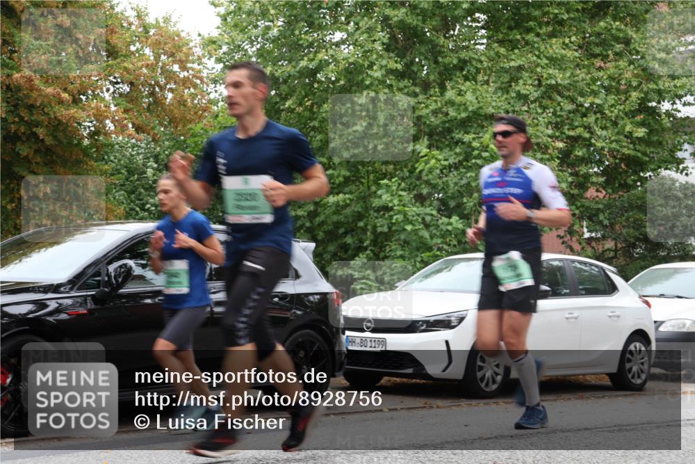 21.09.2025 - PSD Bank Halbmarathon Luisa Fischer http://msf.ph/oto/8928756 21.09.2025 11:42:38 Laufen 1199 meine-sportfotos.de