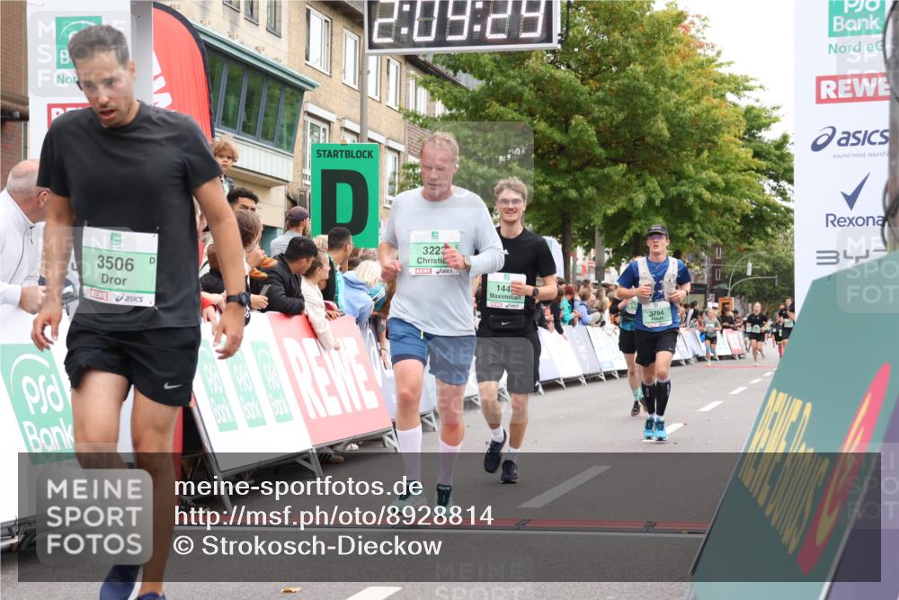 21.09.2025 - PSD Bank Halbmarathon Strokosch-Dieckow http://msf.ph/oto/8928814 21.09.2025 12:08:52 Ziel 1442, 2575, 3223, 3261, 3414, 3506, 3794 meine-sportfotos.de