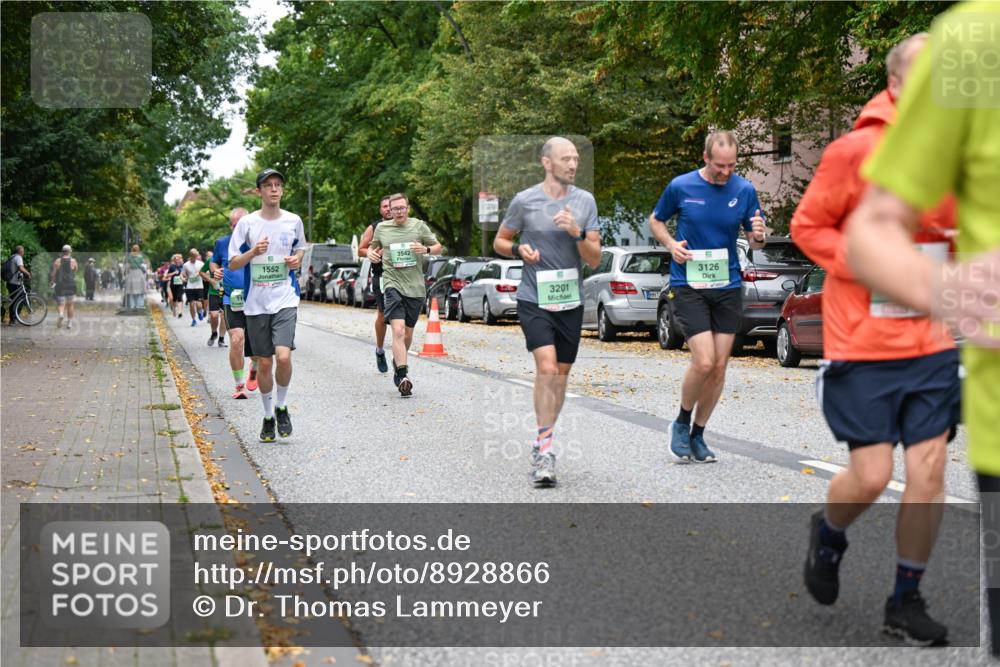 21.09.2025 - PSD Bank Halbmarathon Dr. Thomas Lammeyer http://msf.ph/oto/8928866 21.09.2025 10:48:28 Laufen 1552, 3201, 3126 meine-sportfotos.de