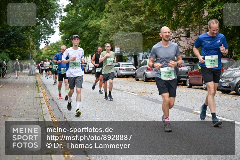 21.09.2025 - PSD Bank Halbmarathon Dr. Thomas Lammeyer http://msf.ph/oto/8928887 21.09.2025 10:48:29 Laufen 1193, 1552, 3542, 3201, 3126, 4915 meine-sportfotos.de