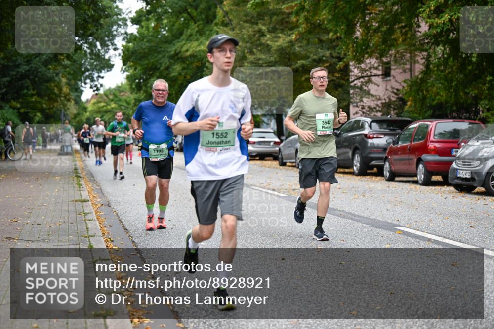21.09.2025 - PSD Bank Halbmarathon Dr. Thomas Lammeyer http://msf.ph/oto/8928921 21.09.2025 10:48:30 Laufen 1552, 1193, 3542, 4915 meine-sportfotos.de