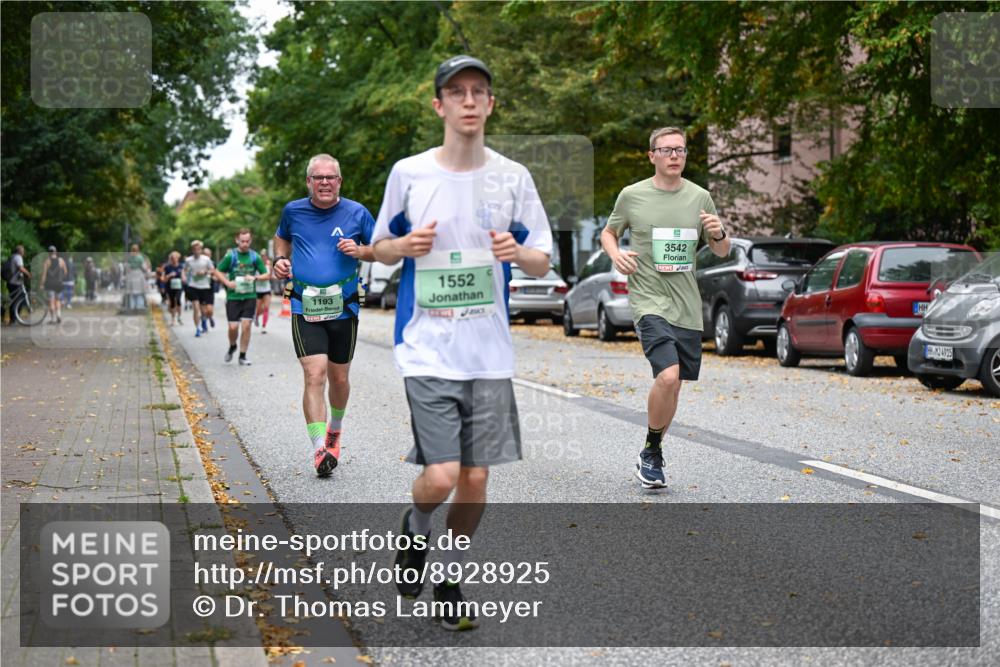 21.09.2025 - PSD Bank Halbmarathon Dr. Thomas Lammeyer http://msf.ph/oto/8928925 21.09.2025 10:48:30 Laufen 1193, 1552, 19, 3542, 4915 meine-sportfotos.de