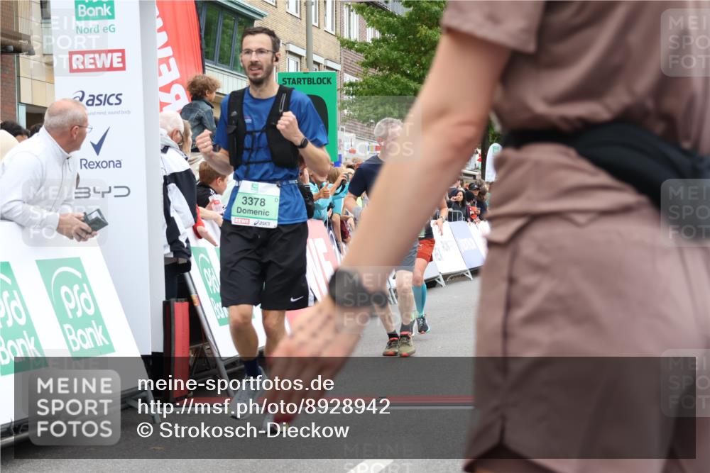 21.09.2025 - PSD Bank Halbmarathon Strokosch-Dieckow http://msf.ph/oto/8928942 21.09.2025 12:09:18 Ziel 1080, 2623, 3127, 3176, 3378, 3392 meine-sportfotos.de