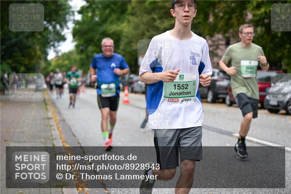 21.09.2025 - PSD Bank Halbmarathon Dr. Thomas Lammeyer http://msf.ph/oto/8928943 21.09.2025 10:48:31 Laufen 5542, 1552 meine-sportfotos.de