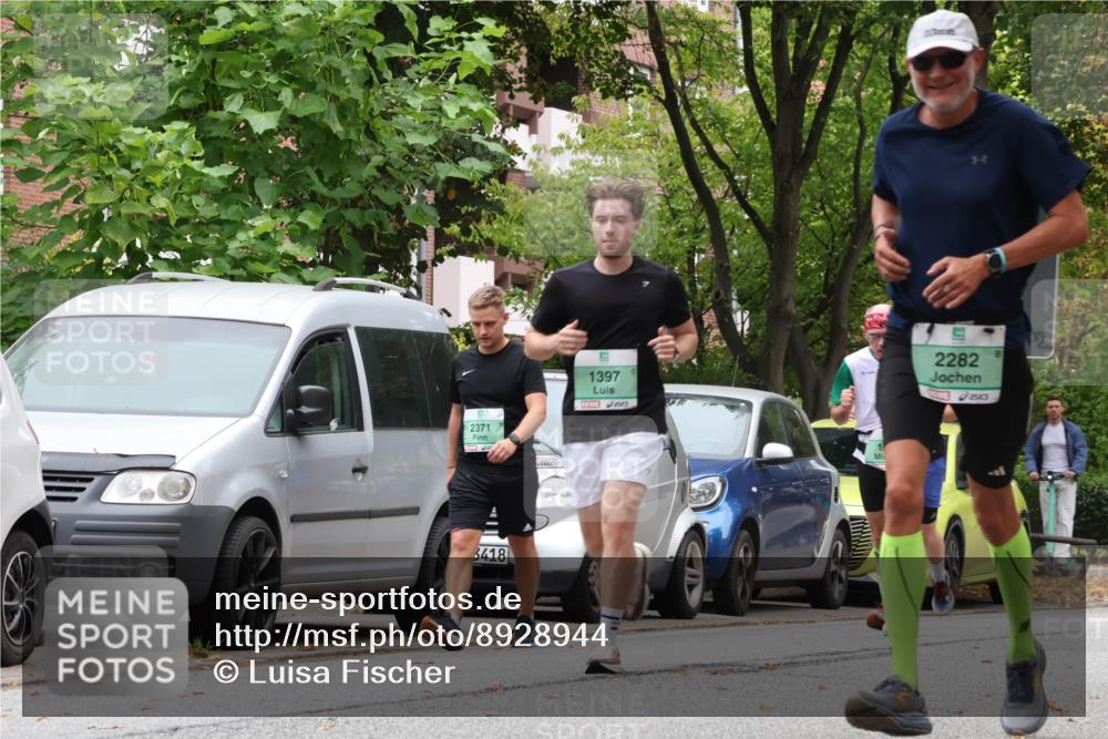21.09.2025 - PSD Bank Halbmarathon Luisa Fischer http://msf.ph/oto/8928944 21.09.2025 11:45:59 Laufen 2371, 3418, 1397, 1, 2282 meine-sportfotos.de
