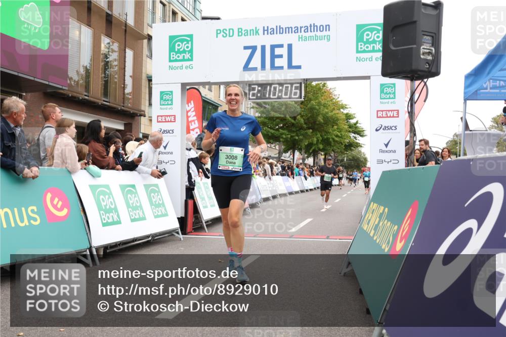 21.09.2025 - PSD Bank Halbmarathon Strokosch-Dieckow http://msf.ph/oto/8929010 21.09.2025 12:09:29 Ziel 2623, 3008, 3232, 3946 meine-sportfotos.de