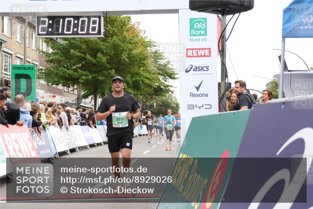 21.09.2025 - PSD Bank Halbmarathon Strokosch-Dieckow http://msf.ph/oto/8929026 21.09.2025 12:09:32 Ziel 3008, 3145, 3230, 3232, 3946 meine-sportfotos.de