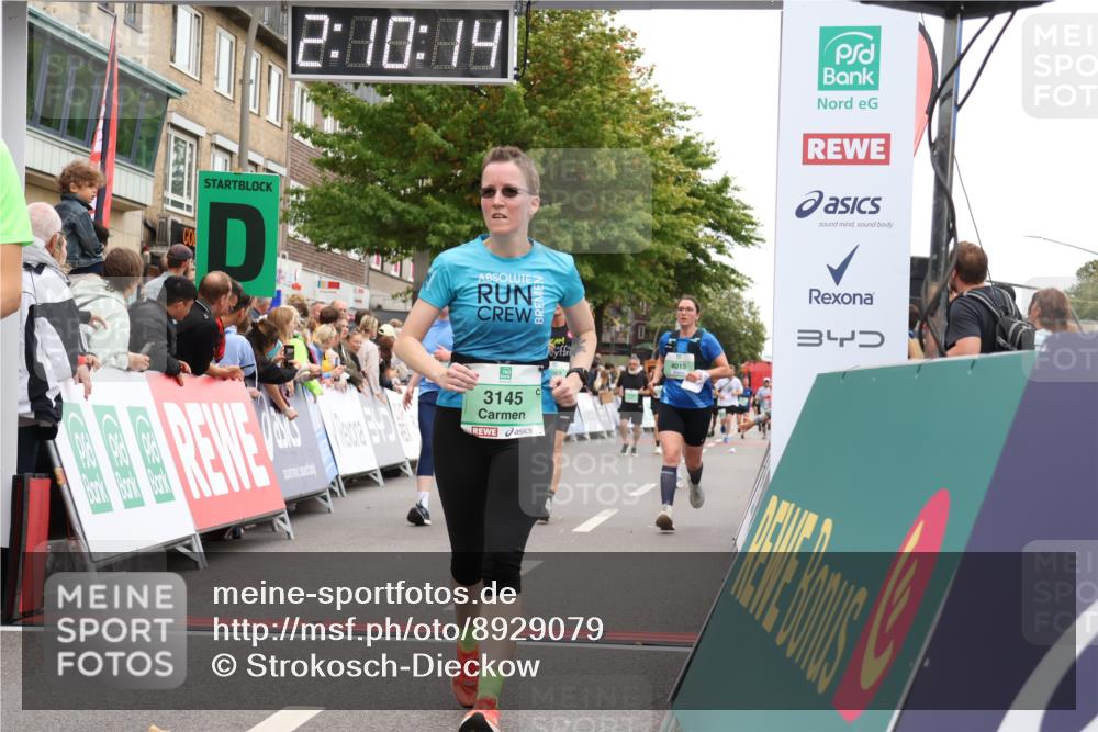 21.09.2025 - PSD Bank Halbmarathon Strokosch-Dieckow http://msf.ph/oto/8929079 21.09.2025 12:09:38 Ziel 2576, 3062, 3063, 3145, 3230, 3232, 4015 meine-sportfotos.de