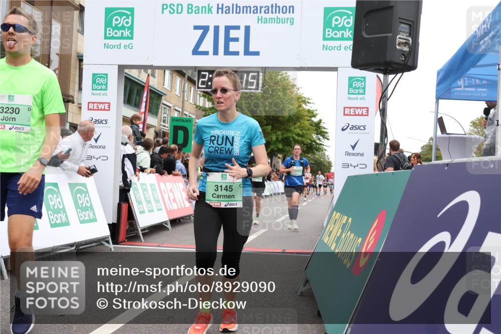 21.09.2025 - PSD Bank Halbmarathon Strokosch-Dieckow http://msf.ph/oto/8929090 21.09.2025 12:09:39 Ziel 2576, 3062, 3063, 3145, 3230, 3232, 4015 meine-sportfotos.de