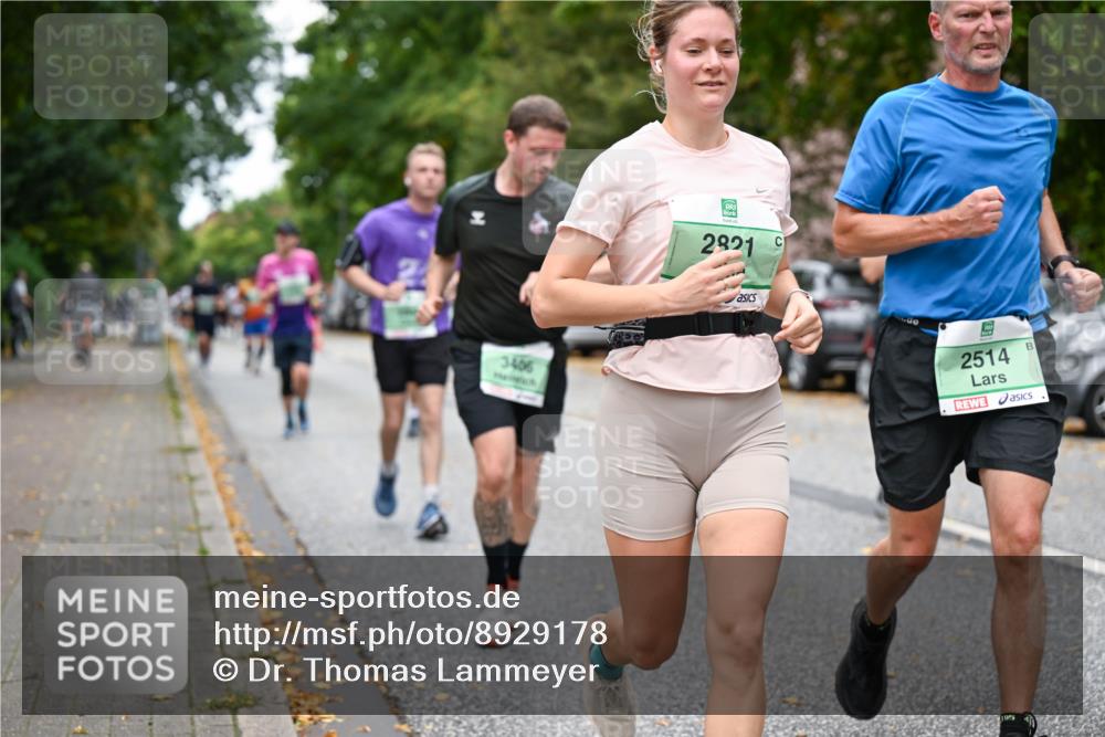 21.09.2025 - PSD Bank Halbmarathon Dr. Thomas Lammeyer http://msf.ph/oto/8929178 21.09.2025 10:48:47 Laufen 3406, 2821, 2514, 195 meine-sportfotos.de