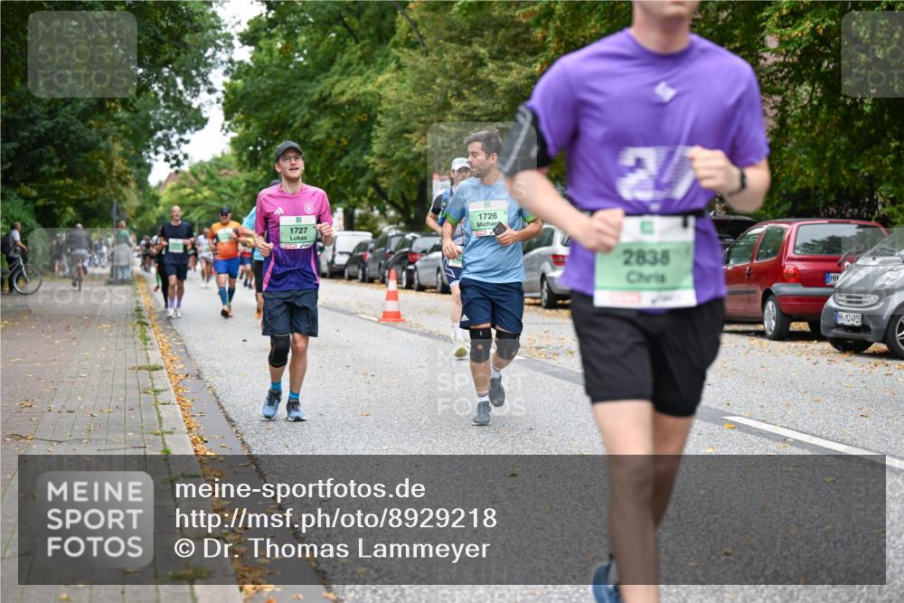 21.09.2025 - PSD Bank Halbmarathon Dr. Thomas Lammeyer http://msf.ph/oto/8929218 21.09.2025 10:48:49 Laufen 1726, 1727, 2838, 4915 meine-sportfotos.de