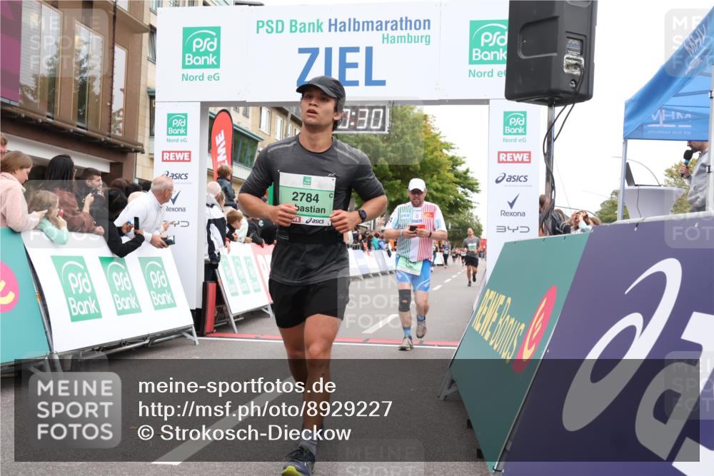 21.09.2025 - PSD Bank Halbmarathon Strokosch-Dieckow http://msf.ph/oto/8929227 21.09.2025 12:09:54 Ziel 1175, 1200, 1690, 2363, 2784, 3196, 3325, 4035 meine-sportfotos.de