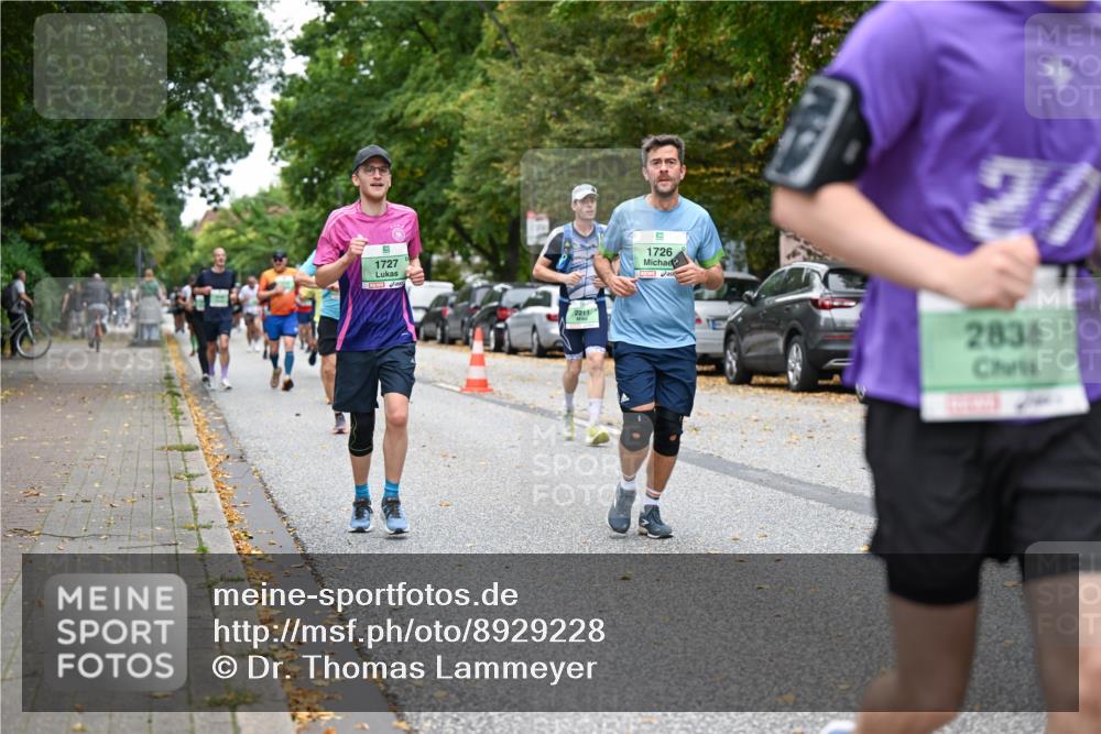 21.09.2025 - PSD Bank Halbmarathon Dr. Thomas Lammeyer http://msf.ph/oto/8929228 21.09.2025 10:48:50 Laufen 1727, 2211, 1726, 2838 meine-sportfotos.de