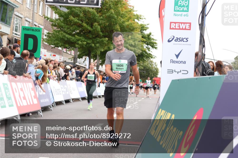 21.09.2025 - PSD Bank Halbmarathon Strokosch-Dieckow http://msf.ph/oto/8929272 21.09.2025 12:10:00 Ziel 1175, 1200, 1606, 3112 meine-sportfotos.de