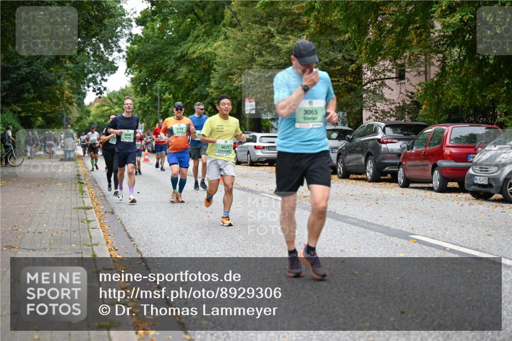 21.09.2025 - PSD Bank Halbmarathon Dr. Thomas Lammeyer http://msf.ph/oto/8929306 21.09.2025 10:48:53 Laufen 1175, 2046, 3677, 3065, 3, 4915 meine-sportfotos.de