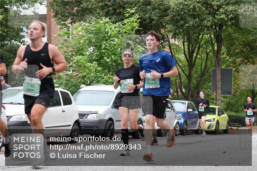 21.09.2025 - PSD Bank Halbmarathon Luisa Fischer http://msf.ph/oto/8929343 21.09.2025 11:47:35 Laufen 2740, 287, 3198, 2699, 1162 meine-sportfotos.de