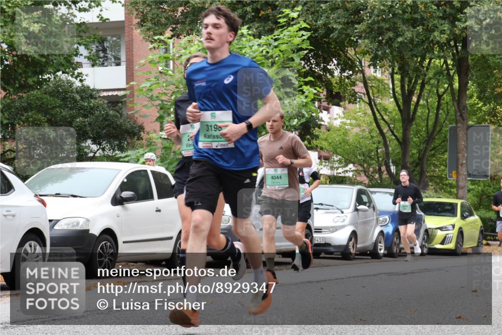 21.09.2025 - PSD Bank Halbmarathon Luisa Fischer http://msf.ph/oto/8929347 21.09.2025 11:47:35 Laufen 20, 3198, 4044, 3418 meine-sportfotos.de