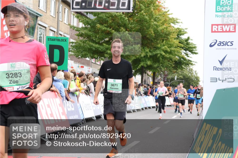 21.09.2025 - PSD Bank Halbmarathon Strokosch-Dieckow http://msf.ph/oto/8929420 21.09.2025 12:10:22 Ziel 2764, 3283, 3671 meine-sportfotos.de