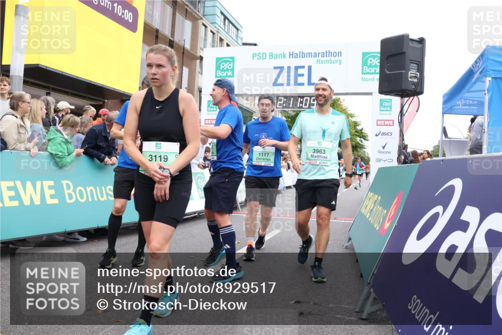 21.09.2025 - PSD Bank Halbmarathon Strokosch-Dieckow http://msf.ph/oto/8929517 21.09.2025 12:10:33 Ziel 1117, 1118, 1120, 2603, 2716, 2781, 3119, 3471, 3711, 3963 meine-sportfotos.de