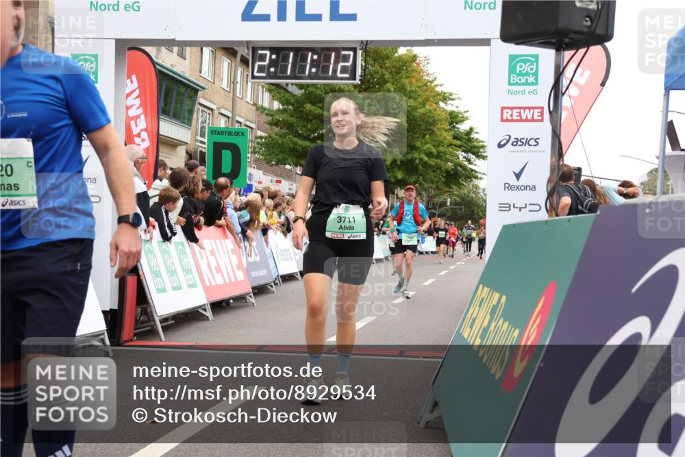 21.09.2025 - PSD Bank Halbmarathon Strokosch-Dieckow http://msf.ph/oto/8929534 21.09.2025 12:10:35 Ziel 1117, 1118, 1120, 2603, 2716, 2781, 3119, 3471, 3711, 3963 meine-sportfotos.de