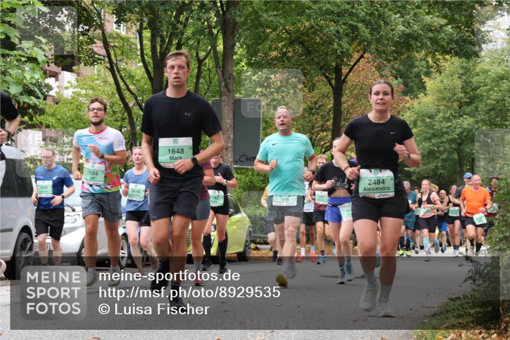 21.09.2025 - PSD Bank Halbmarathon Luisa Fischer http://msf.ph/oto/8929535 21.09.2025 11:48:11 Laufen 1929, 3, 3, 1104, 2610, 1648, 2467, 2782, 2484 meine-sportfotos.de