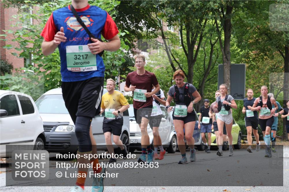 21.09.2025 - PSD Bank Halbmarathon Luisa Fischer http://msf.ph/oto/8929563 21.09.2025 11:48:16 Laufen 3217, 1711, 1, 2467, 2466, 3418, 2337, 2373, 2473, 3961 meine-sportfotos.de