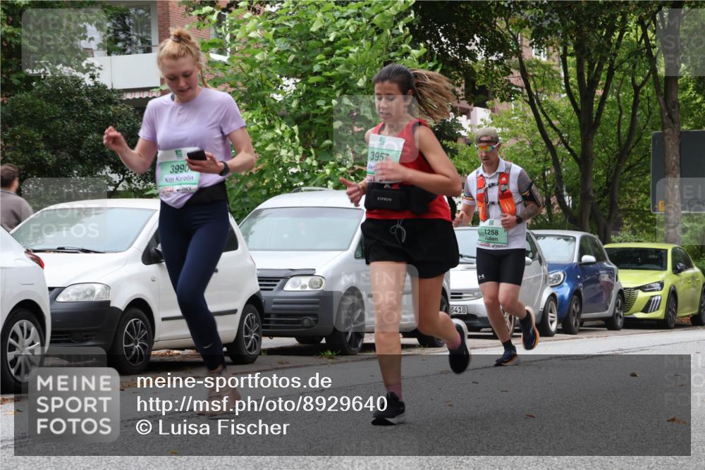 21.09.2025 - PSD Bank Halbmarathon Luisa Fischer http://msf.ph/oto/8929640 21.09.2025 11:48:28 Laufen 3990, 3957, 3418, 1, 1258 meine-sportfotos.de