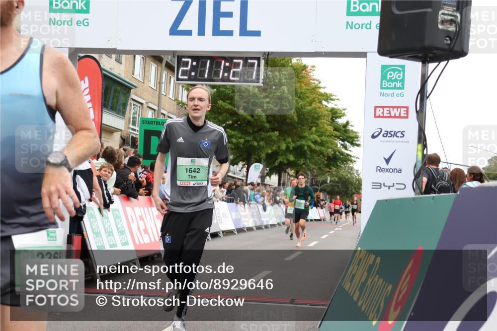 21.09.2025 - PSD Bank Halbmarathon Strokosch-Dieckow http://msf.ph/oto/8929646 21.09.2025 12:10:50 Ziel 1642, 1670, 2365, 2385, 2979, 3029, 3446 meine-sportfotos.de
