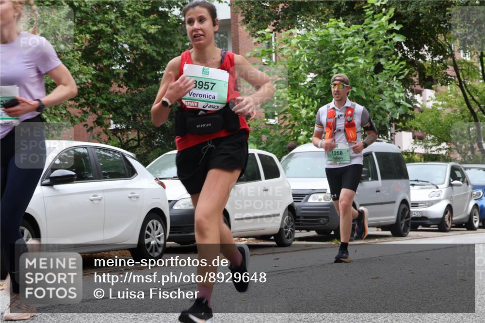 21.09.2025 - PSD Bank Halbmarathon Luisa Fischer http://msf.ph/oto/8929648 21.09.2025 11:48:29 Laufen 3957, 1258, 8418 meine-sportfotos.de
