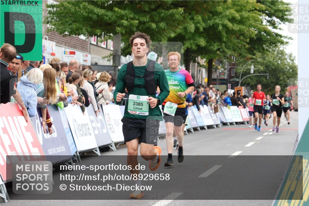 21.09.2025 - PSD Bank Halbmarathon Strokosch-Dieckow http://msf.ph/oto/8929658 21.09.2025 12:10:52 Ziel 1642, 1670, 1732, 2365, 2385, 2979, 3029 meine-sportfotos.de