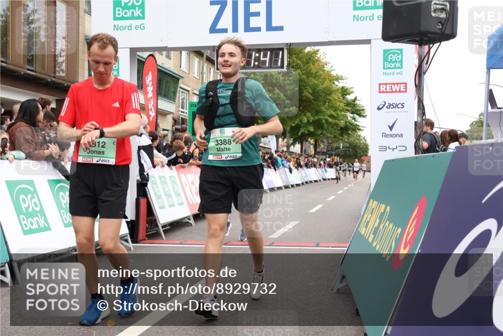 21.09.2025 - PSD Bank Halbmarathon Strokosch-Dieckow http://msf.ph/oto/8929732 21.09.2025 12:11:04 Ziel 2812, 2914, 3034, 3210, 3388, 3440 meine-sportfotos.de