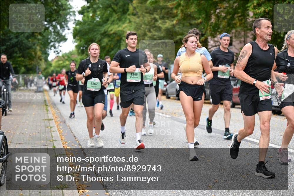 21.09.2025 - PSD Bank Halbmarathon Dr. Thomas Lammeyer http://msf.ph/oto/8929743 21.09.2025 10:49:18 Laufen 1268, 2072, 1267 meine-sportfotos.de